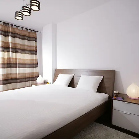 Apartment Lux